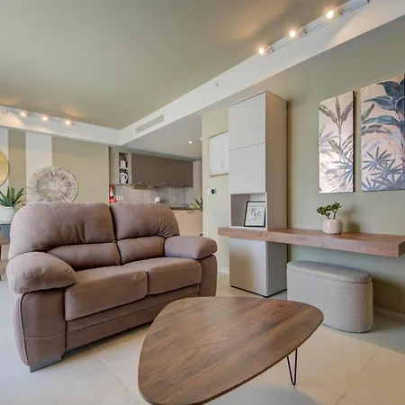 Official Mercury Suites, Stylish 2br With Terrace By 360 Estates