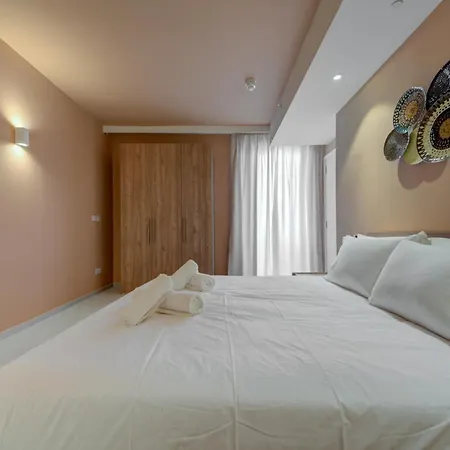 Official Mercury Suites, Stylish 2br With Terrace By 360 Estates *