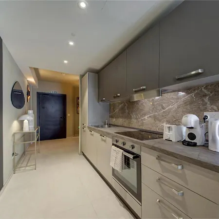 Official Mercury Suites, Stylish 2br With Terrace By 360 Estates Apartmán