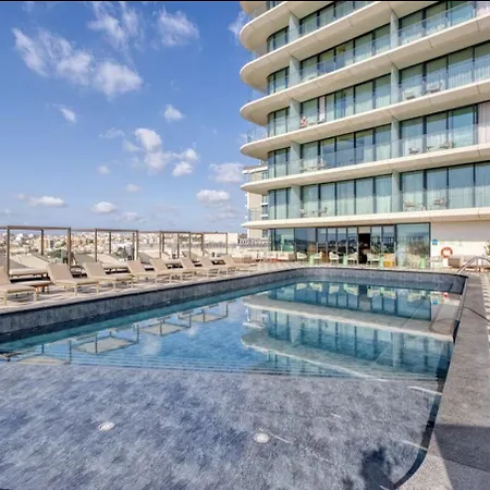 Official Mercury Suites, Stylish 2br With Terrace By 360 Estates سانت جوليان