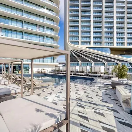 Official Mercury Suites, Stylish 2br With Terrace By 360 Estates سانت جوليان