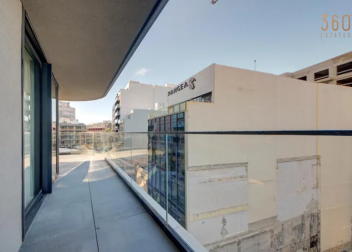 Apartment Official Mercury Suites, Stylish 2br With Terrace By 360 Estates *