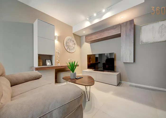 Apartment Official Mercury Suites, Stylish 2br With Terrace By 360 Estates *