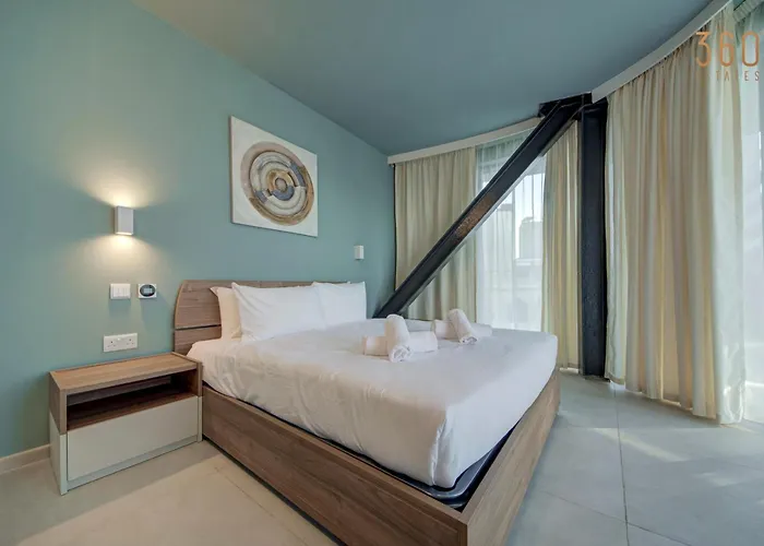 Official Mercury Suites, Stylish 2br With Terrace By 360 Estates