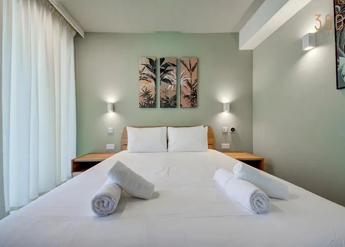 Official Mercury Suites, Stylish 2br With Terrace By 360 Estates