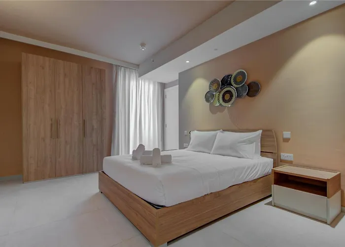 Official Mercury Suites, Stylish 2br With Terrace By 360 Estates