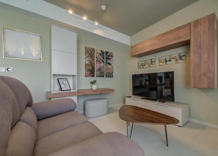 Official Mercury Suites, Stylish 2br With Terrace By 360 Estates * San Ġiljan