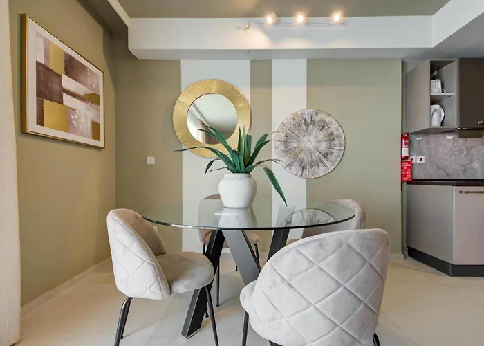 Official Mercury Suites, Stylish 2br With Terrace By 360 Estates Apartment