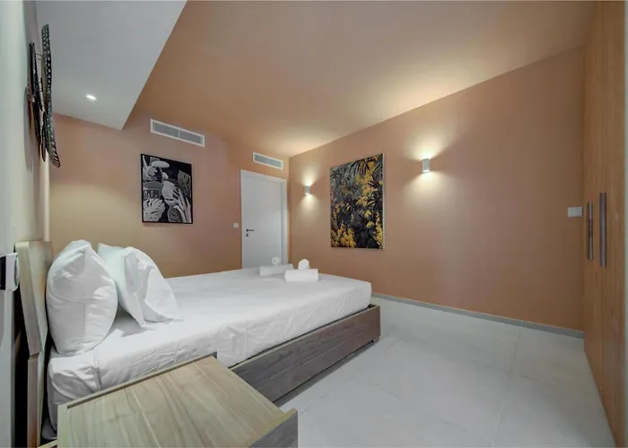 Official Mercury Suites, Stylish 2br With Terrace By 360 Estates