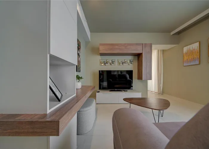 Apartment Official Mercury Suites, Stylish 2br With Terrace By 360 Estates *