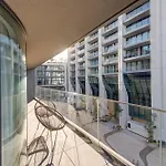 Official Mercury Suites, Stylish 2br With Terrace By 360 Estates