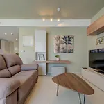 Official Mercury Suites, Stylish 2br With Terrace By 360 Estates * Saint Julian's