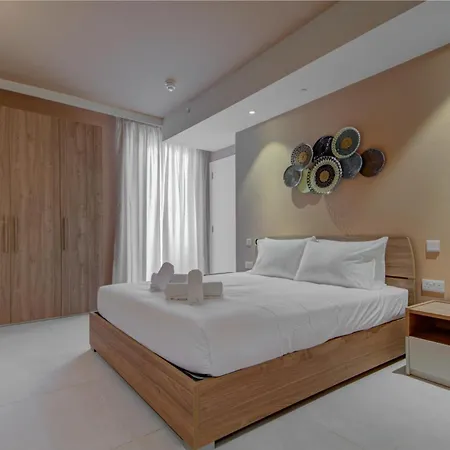 Official Mercury Suites, Stylish 2br With Terrace By 360 Estates